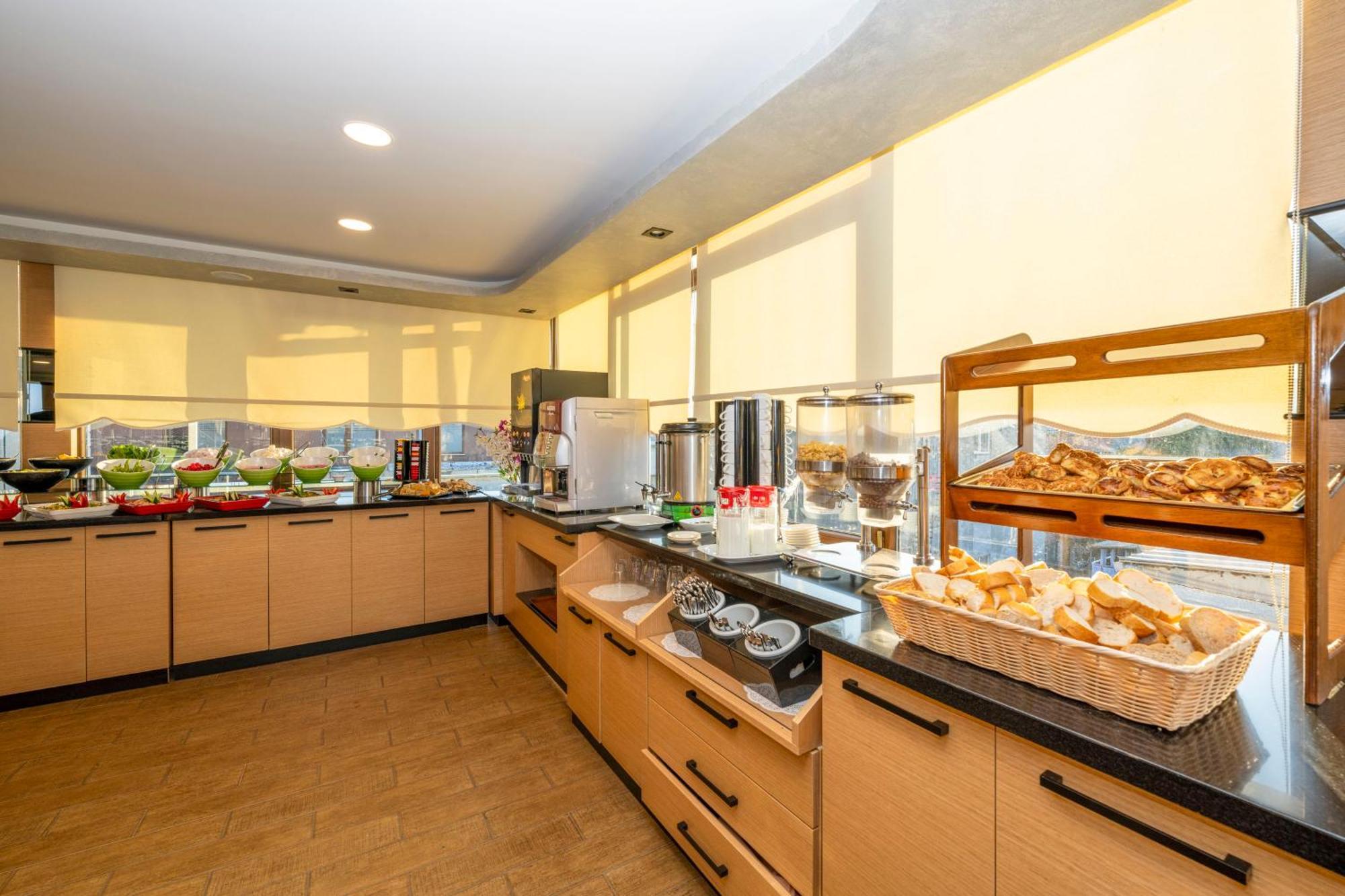 Dalan Otel Istanbul Exterior photo
