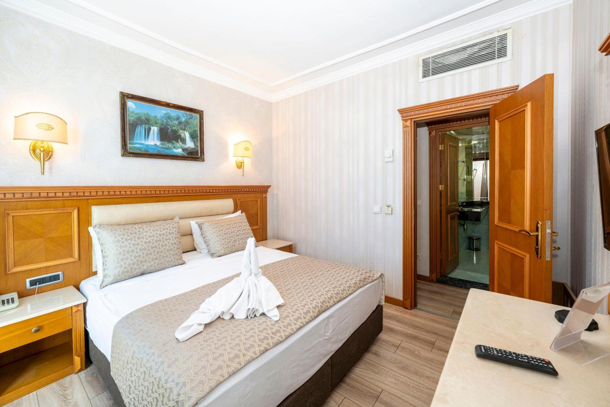 Dalan Otel Istanbul Exterior photo