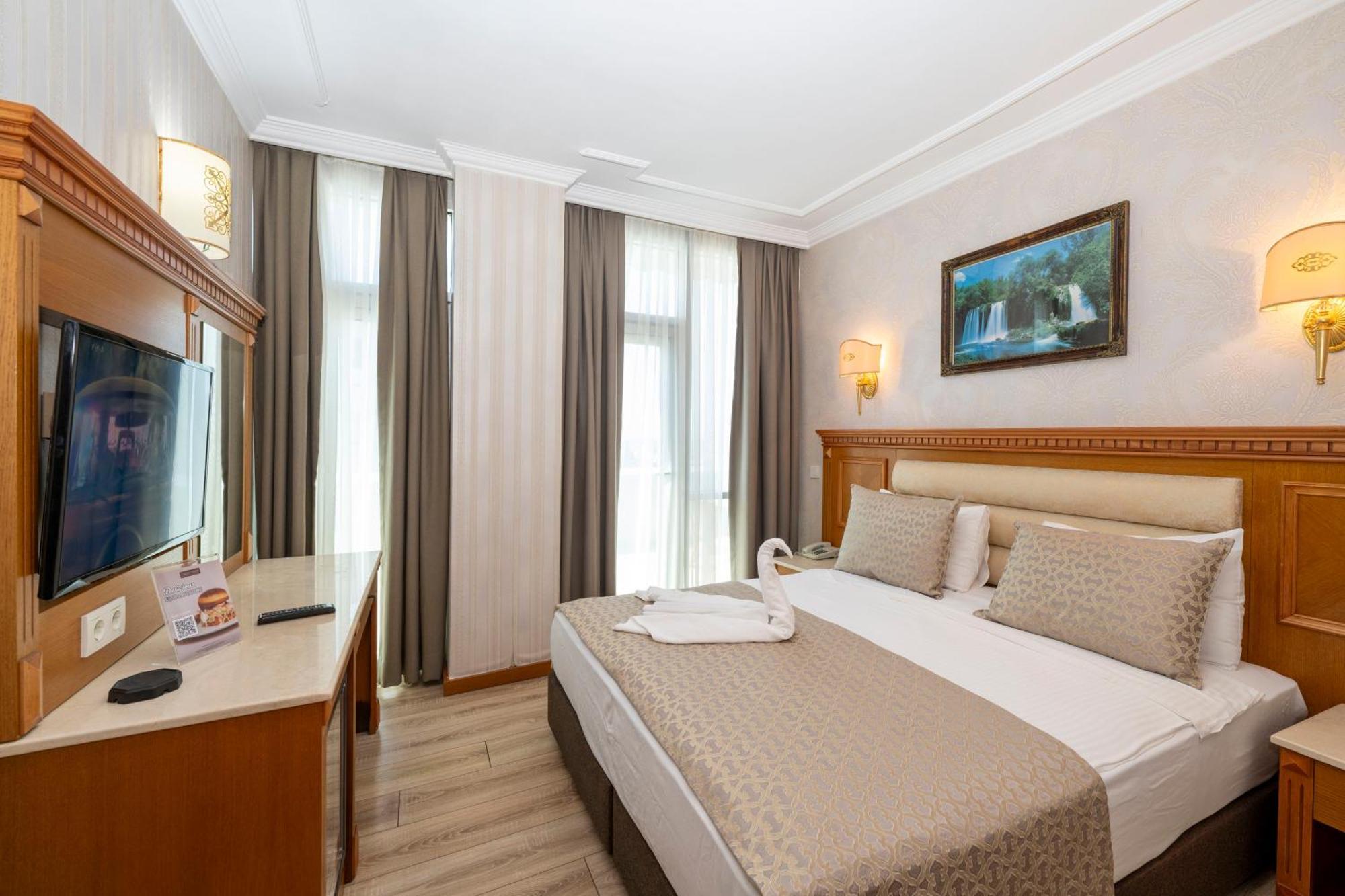 Dalan Otel Istanbul Exterior photo